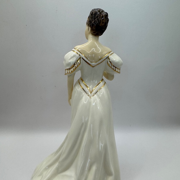 Royal Doulton Figurine "Wedding Morn" HN 3853 - Picture 5 of 10